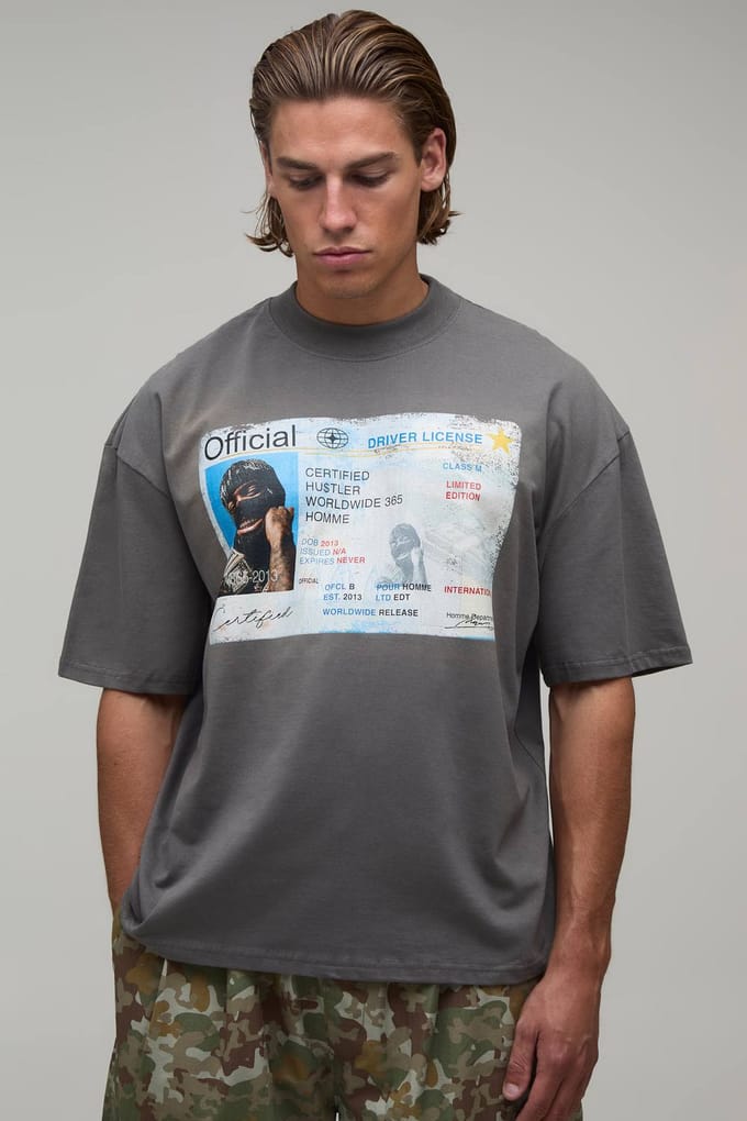 Antraciet Oversized Boxy Licentie Grafisch T-shirt | Charcoal | Size Medium