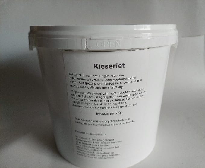 Kieseriet ca 5 Kg + 500 gram gratis in afsluitbare emmer