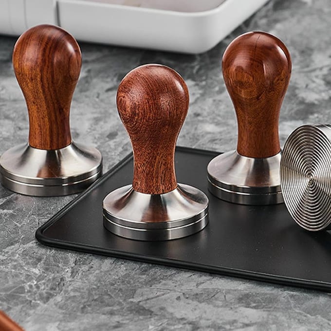 Koffiepers Tool - Espresso Handvat - Restaurants Keuken - Roestvrij Staal Interface - 51mm Diameter - Bruin Rood