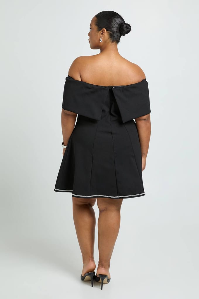 boohoo Dames Plus gestructureerde Diamante Bardot skaterjurk | Black | Maat: 16