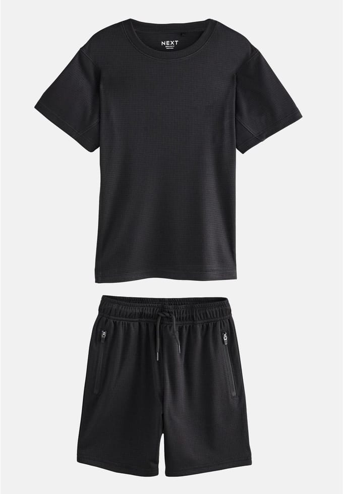 Next - Jongens - Set van sport-T-shirt en short - Zwart