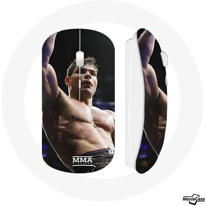 Draadloze muis Paulo Costa MMA-beoefenaar