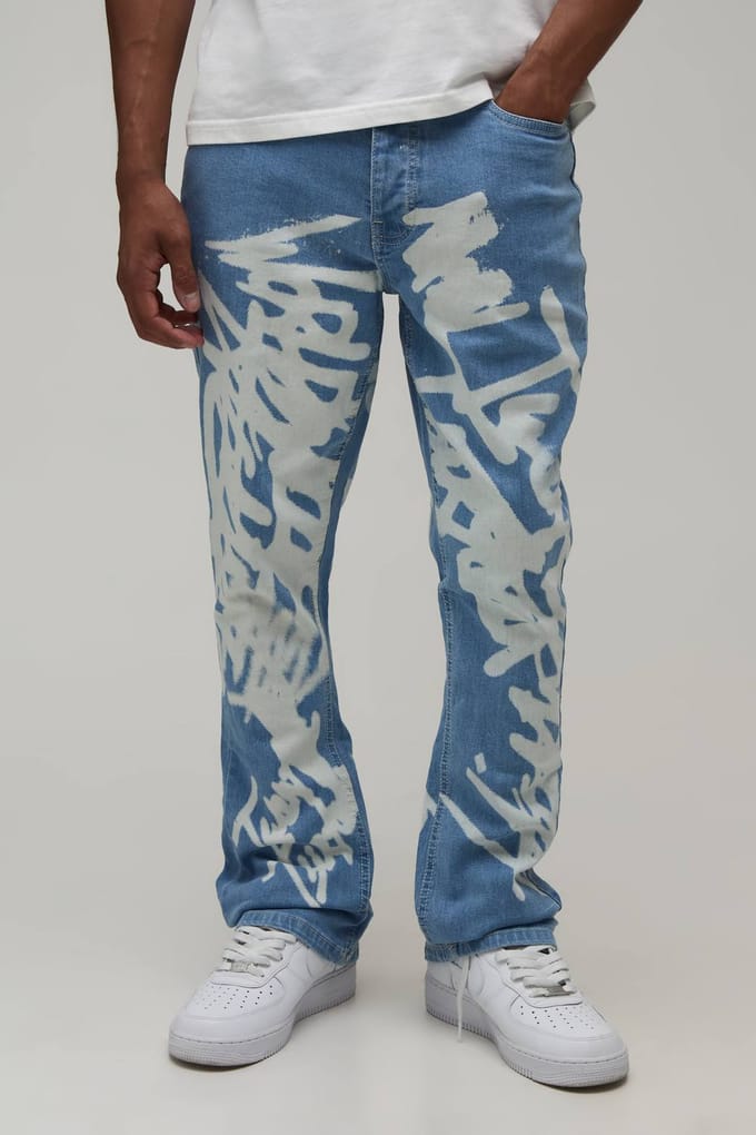Gestapelde Jeans Met Graffiti Print En Uitlopende Pijpen | Light Blue | Size 28R