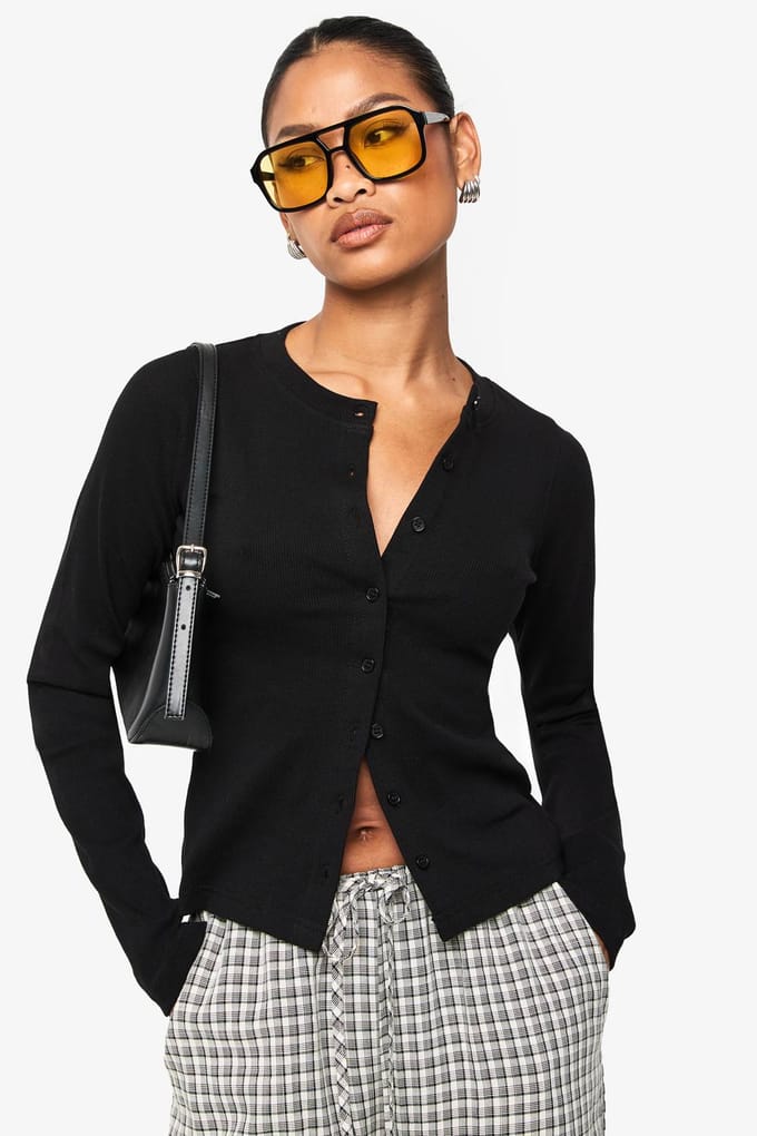boohoo Dames Geribbelde top met knoopsluiting en lange mouwen | Zwart | Maat: 44