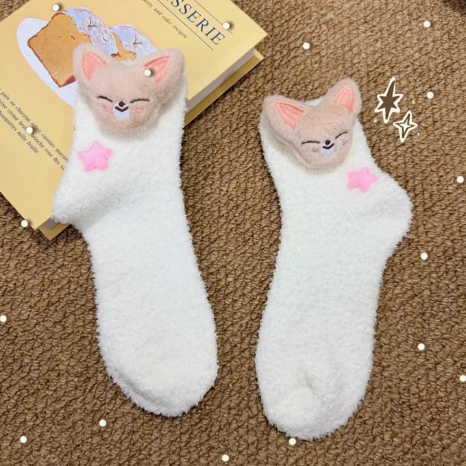 Stray Kids Pluche Sokken IN white