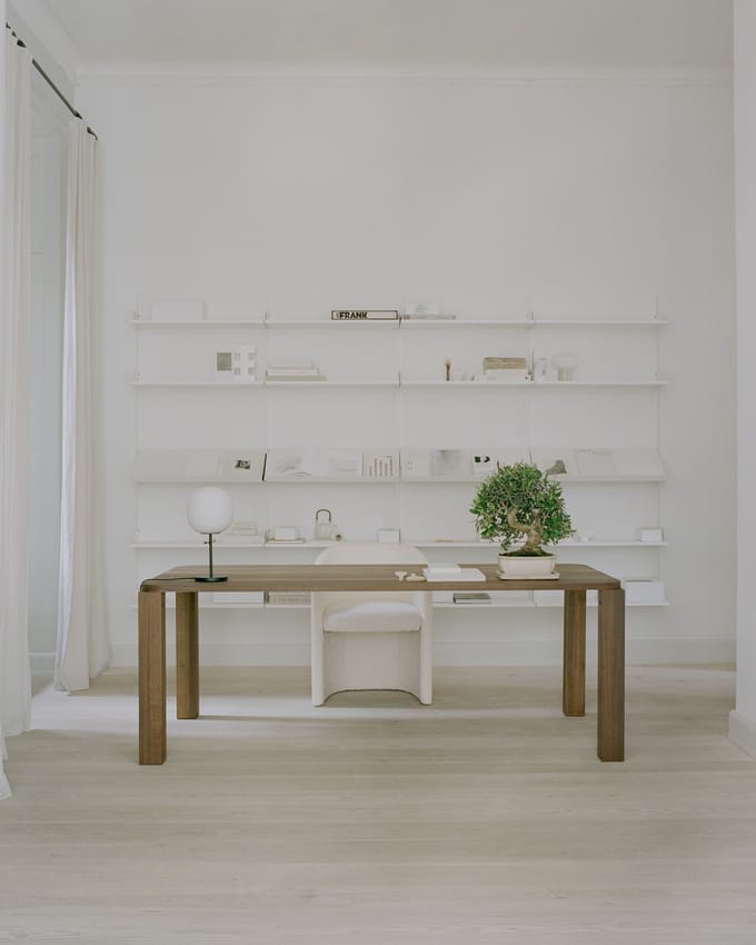 New Works Eettafel Atlas - eiken - 200 x 95 cm
