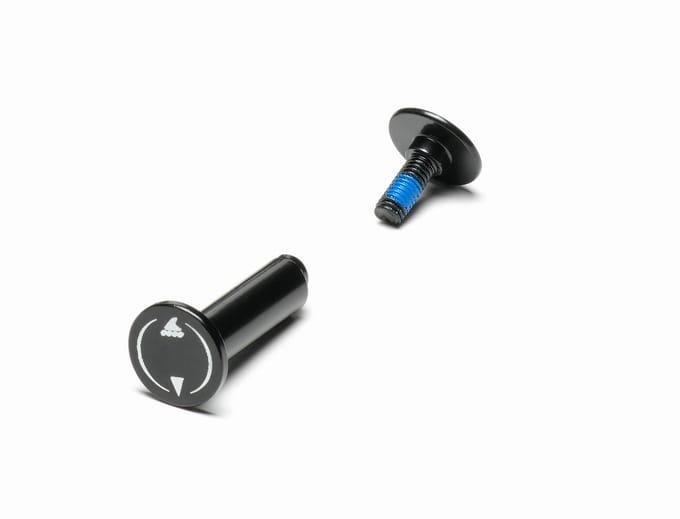 Schroef voor rollerblade rocker assen crossfire 8mm 1st.