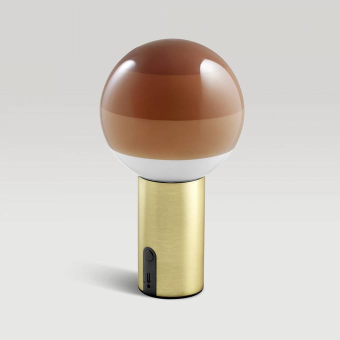MARSET Accu-tafellamp Dipping Light, crème/messing, dimbaar