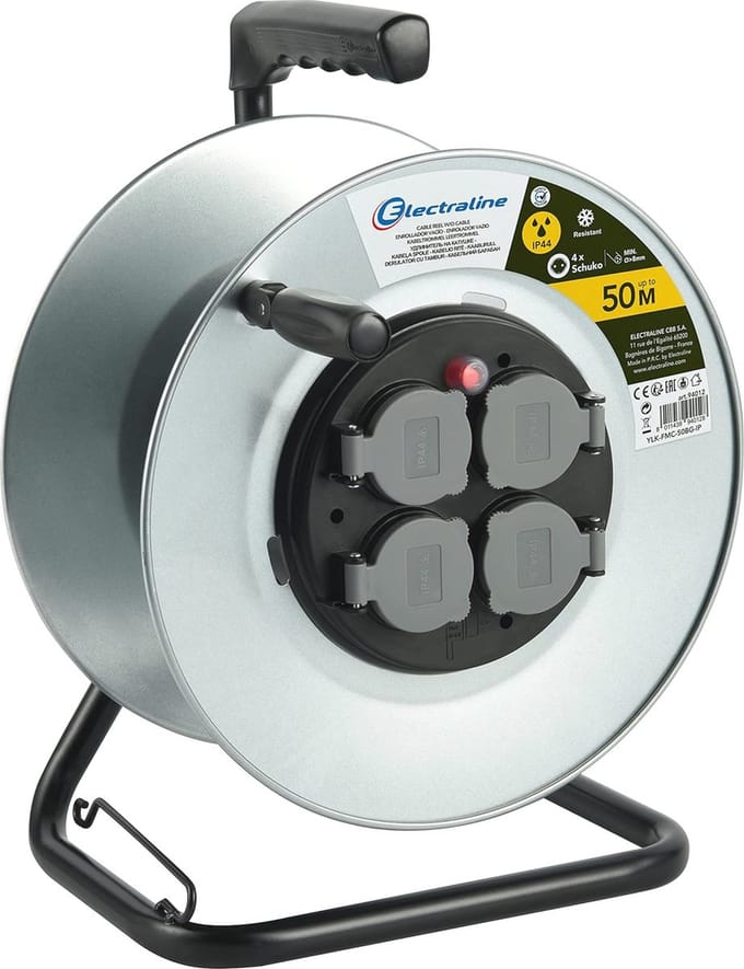 Professionele metalen constructiehaspel met 4 IP44-aansluitingen en ergonomische handgreep