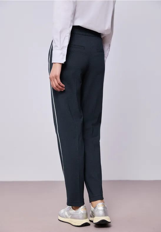 Broek met smalle pijpen