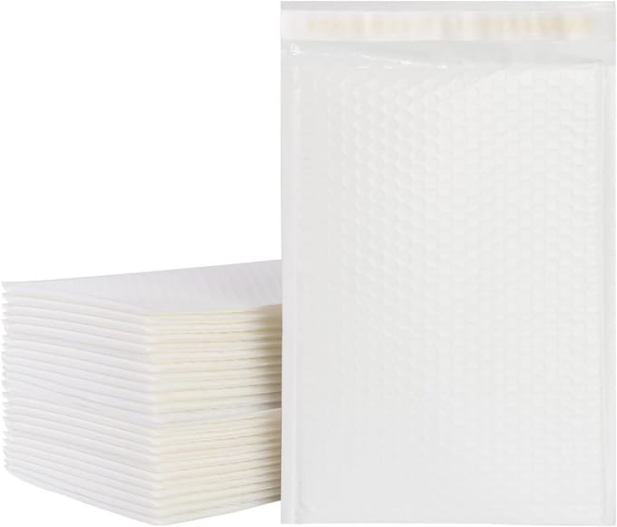 50 Stuks Witte Verzendtassen met Luchtkussenfolie 20x30cm Zelfsluitend