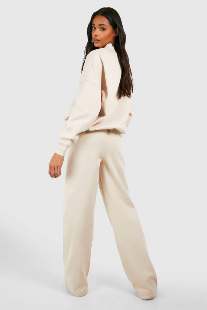 boohoo Dames Tall Zip Through Bomber Straight Leg Trainingspak | Cream | Maat: 18