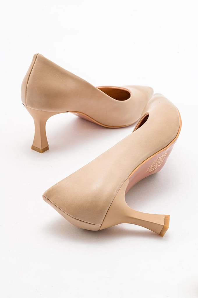 Pedra Pump met Puntige Neus (Dames)
