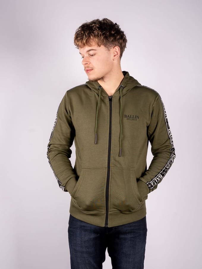 2366 Vest