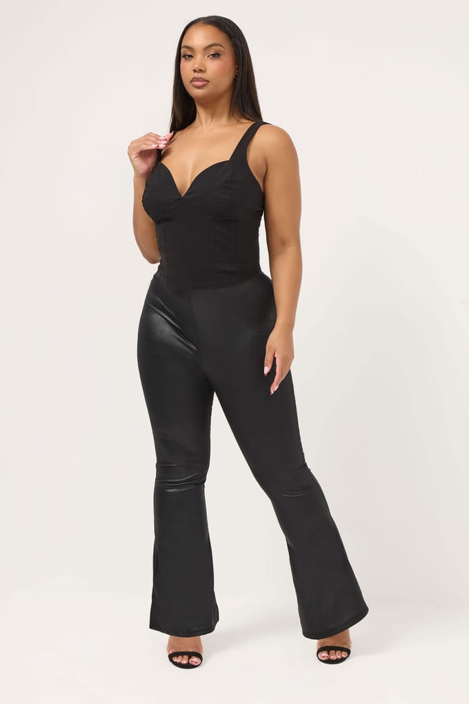 Yours Zwarte Gecoate Flared Leggings Size 42
