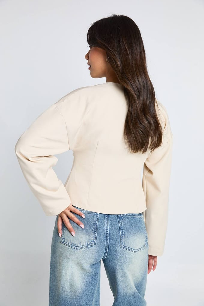 boohoo Dames Gouden knoop lange mouw wikkeltop | Ecru | Maat: 42