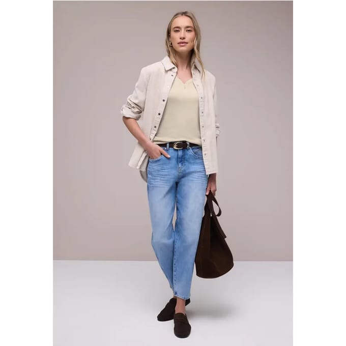 Shirt met knoopdetail