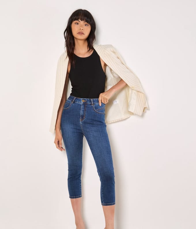 Sara Skinny Fit Capri Jeans