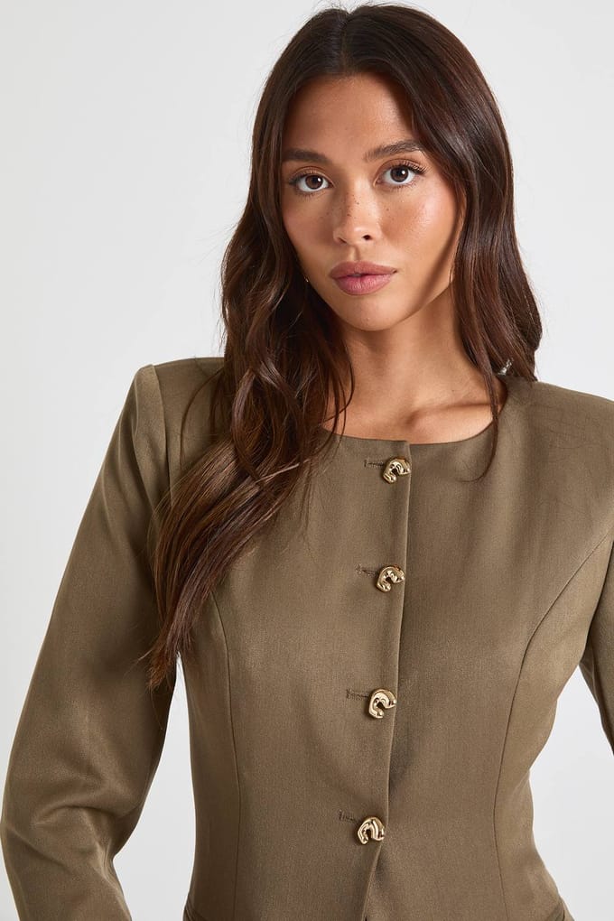 boohoo Dames Gouden accenten kraagloze getailleerde blazer | Kaki | Maat: 40