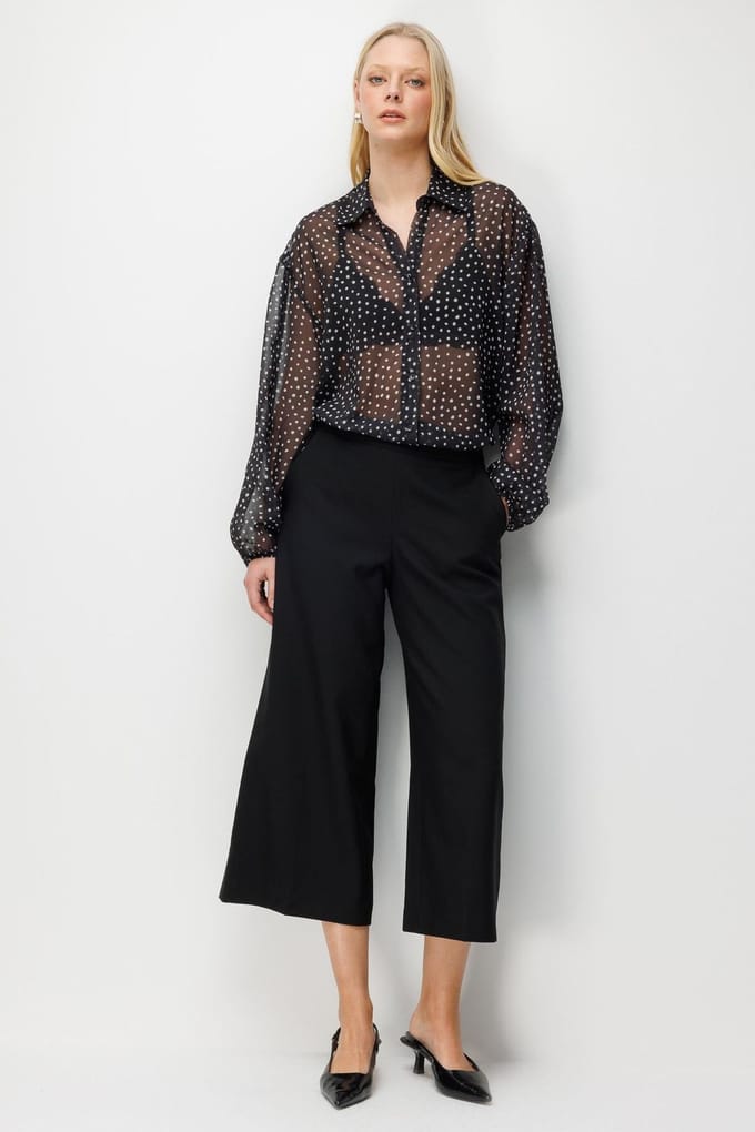 Gestipte Chiffon Knopenblouse