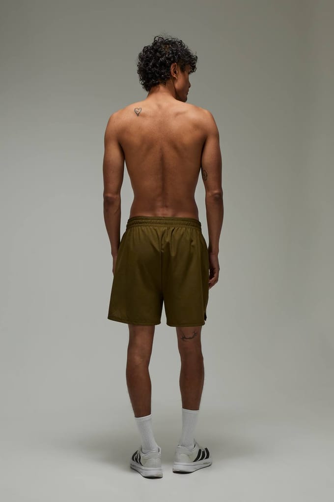 Common Pace Hardloop Geperforeerde 5 Inch Short | Olive | Size Medium