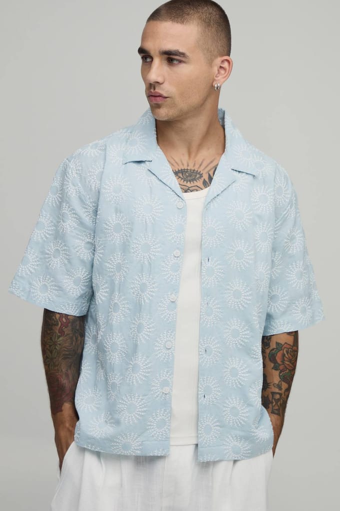 Oversized Geborduurd Shirt Met Korte Mouwen En Reverskraag | Light Blue | Size Medium