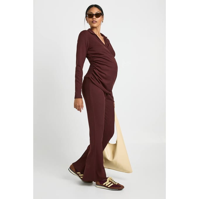 boohoo Dames Zwangerschaps Rib Wrap Top & Broek Co-Ord | Chocoladebruin | Maat: 36