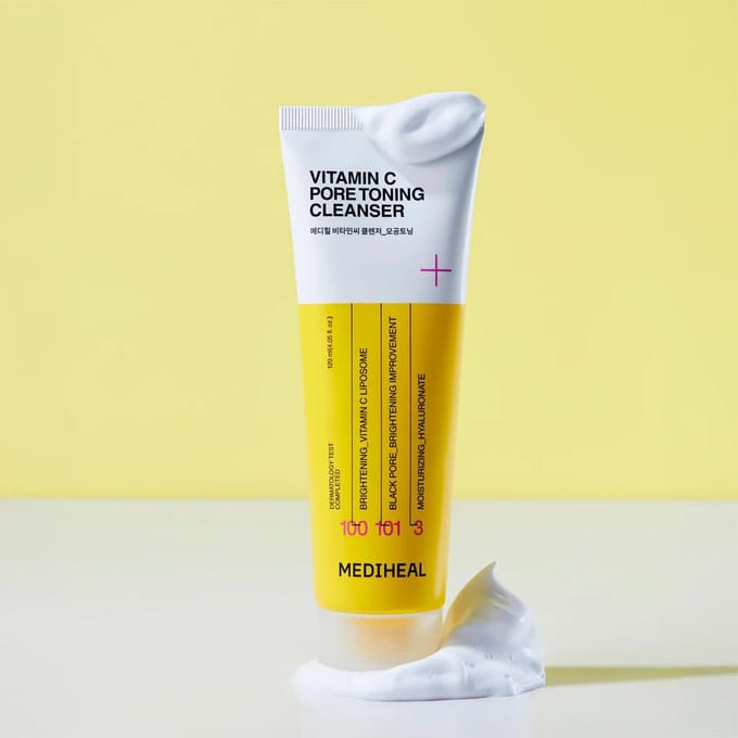 Mediheal Vitamine C Poriën Verfijnende Reiniger 120ml + WILLEKEURIG CADEAU white