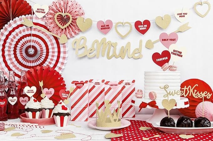 PARTYDECO - 6 gouden hartjesprikkers met glitter 11 cm