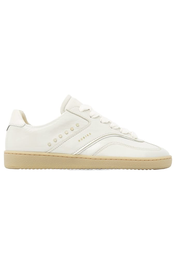 Nubikk Ray Owen Studs (l) Beige Patent Größe: 42 | Trainers Outlet | Damen | Braun
