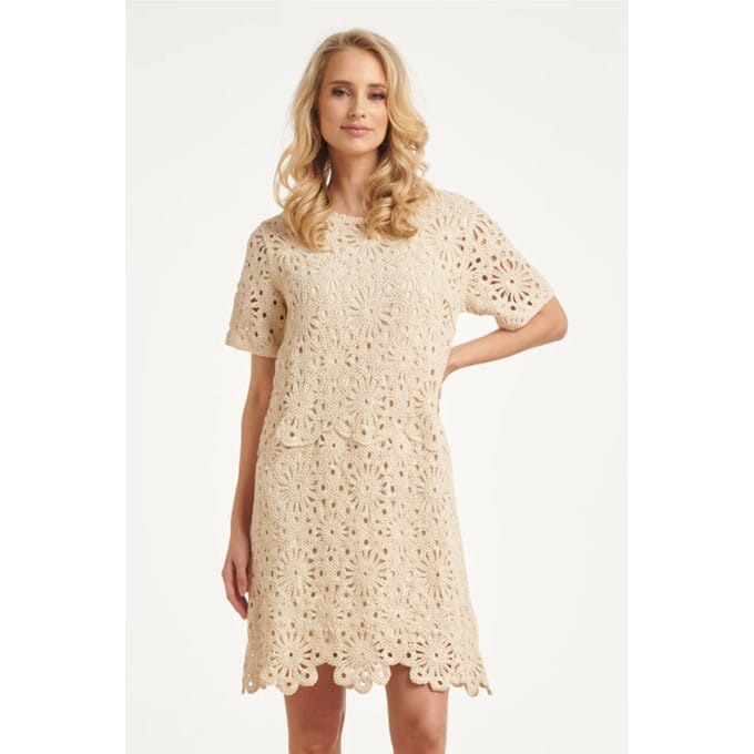 Smashed Lemon Elegante gehaakte jurk met bloemenprint in off-white |