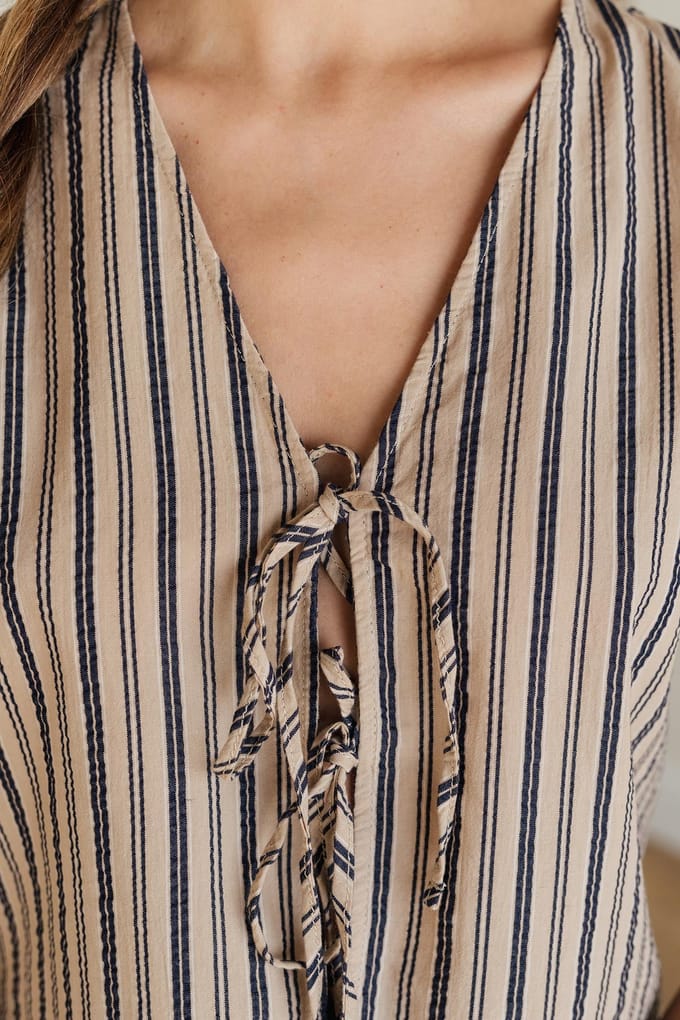 TWOTHIRDS Baldwin - Navy Stripe Maat: M | Blouses Outlet | Dames | Beige