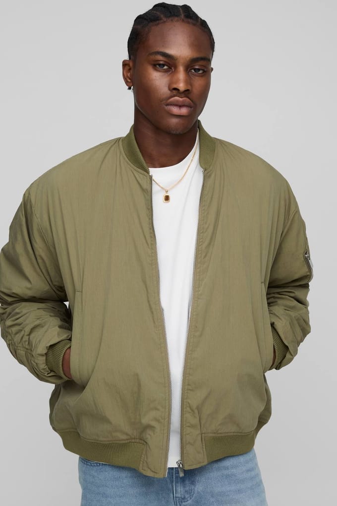 Boxy Fit Peached Geborduurde MA1 Bomber Jacket | Olive | Size Medium
