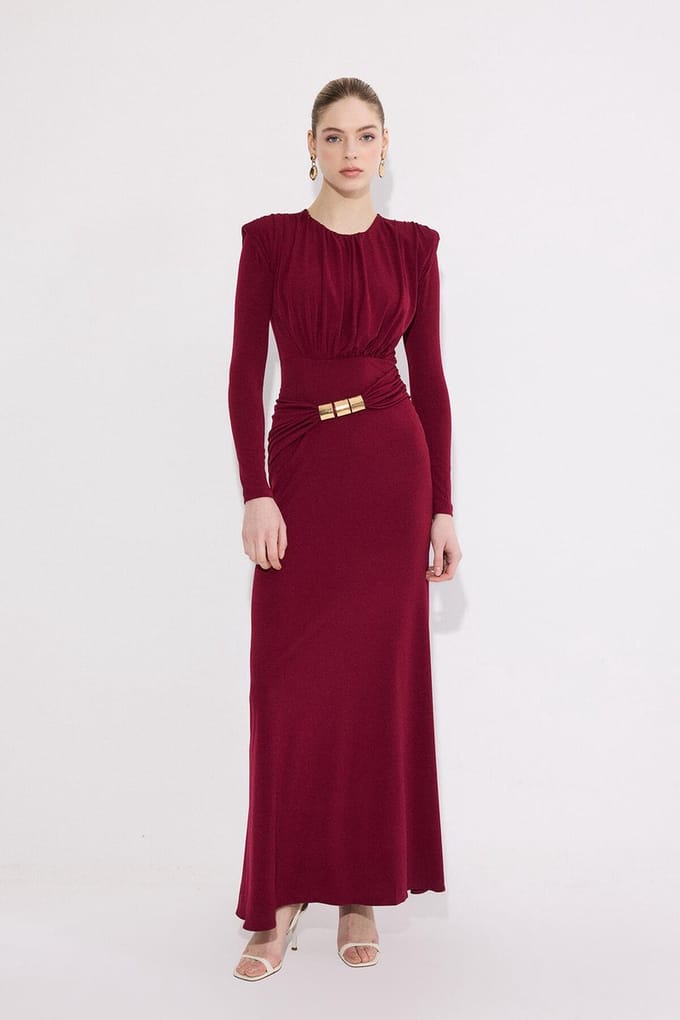 Touché Privé - Maxi jurk met gouden accessoires - Bordeaux - Dames