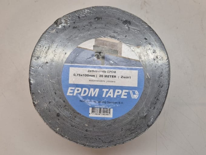 NESBV EPDM zelfklevende voegband VL-100MM-EPDM-20M