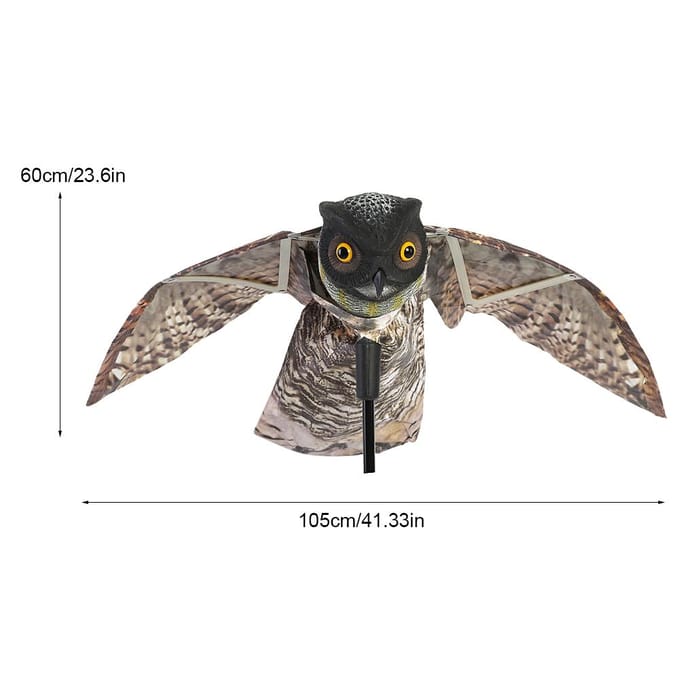 Prowler Uil met Bewegende Vleugel Tuinvogelverschrikker Roofdier Lokvogel Ongedierte gray