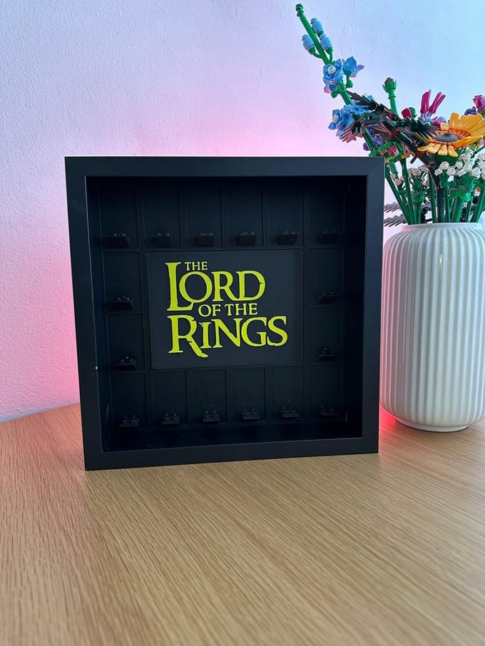 LEGO Minifigure Display Case — The Lord Of The Ring