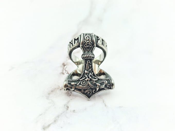 Mei's - Viking Runic Hammer - ring heren - Mjolnir - RVS zilver - ringmaat 61 mm