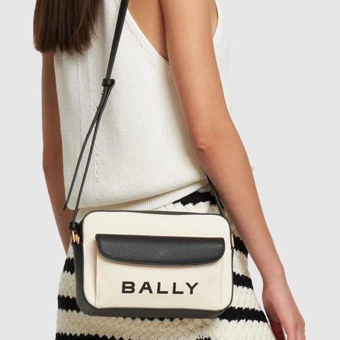 Bally Gold Hardware Kleine Schoudertas van Kalfsleer voor Dames, Zwart Wit 6304578 Basic Set (Bag+Dust Bag) gray