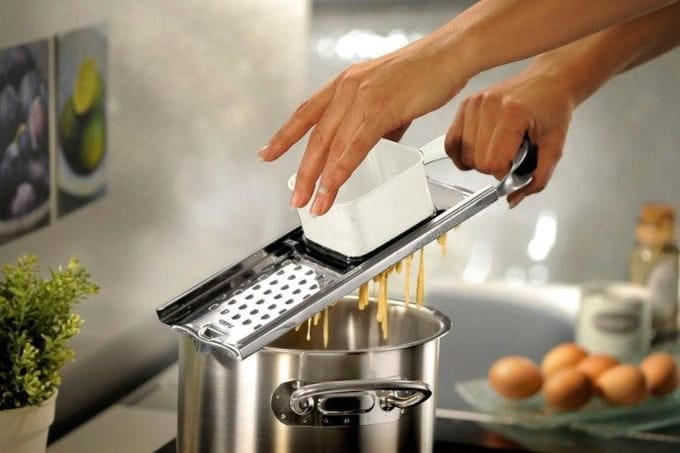 Spaetzle Maker Voor Korte Spaetzle - TRADIZIONE - Gefu