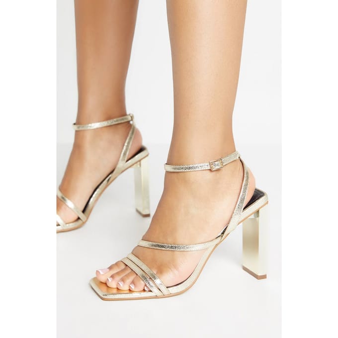 boohoo Dames Getextureerde bandjes statement blokhakken | Gold | Maat: 8