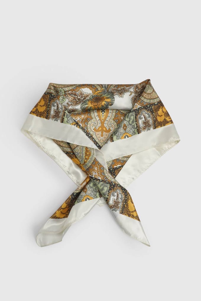 boohoo Dames Satijnen Halsdoek | Bruin