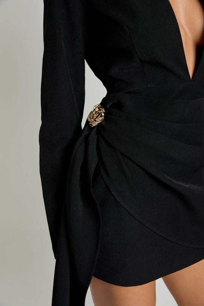 boohoo Dames Wikkeljurk met corsageaccent | Zwart | Maat: 36