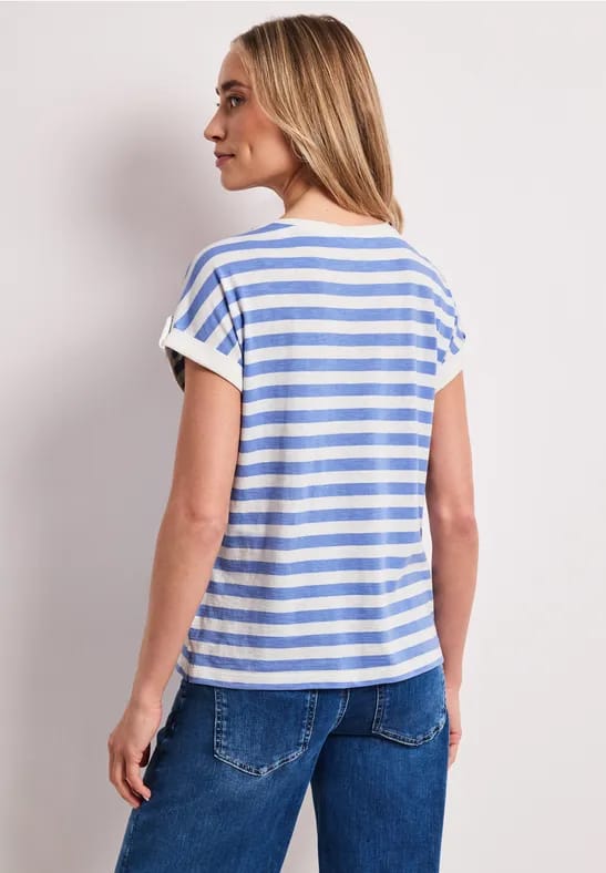Shirt met ronde hals en knoopdetail