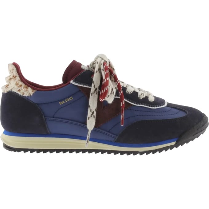 Trainers Victoria Saturno