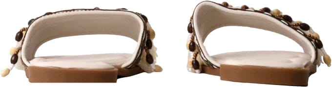Sandalen om aan te trekken