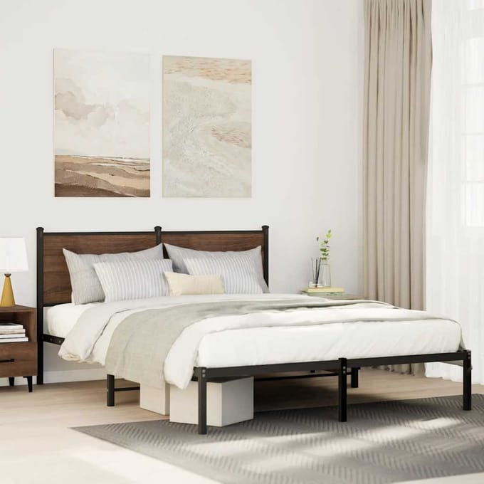 vidaXL - Bedframe - zonder - matras - metaal - bruin - eikenkleurig - 137x190 - cm