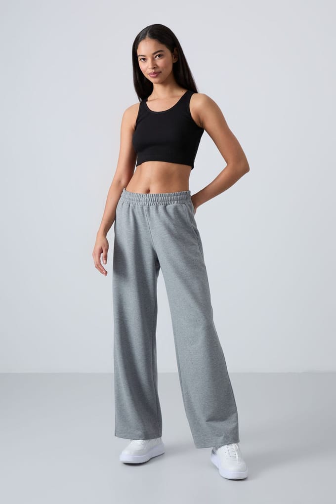Brede-Leg Pull-On Sweatpants