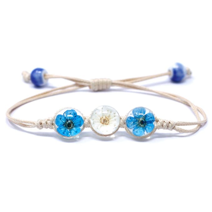 Geperste bloemen - Driebloemige armband