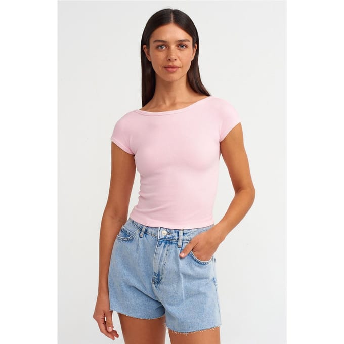Dames Crop T-Shirt Met Vierkante Hals En Uitsnijding